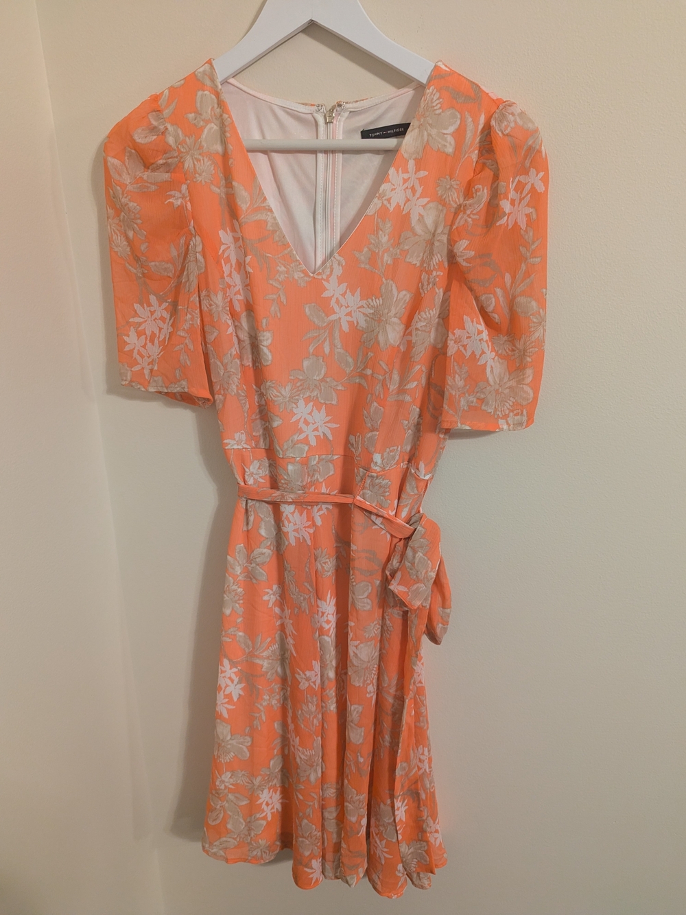 Tommy Hilfiger Peach Floral V-Neck Tie-Waist Dress